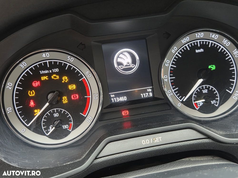 Skoda Octavia 1.5 TSI DSG MHEV Style - 11