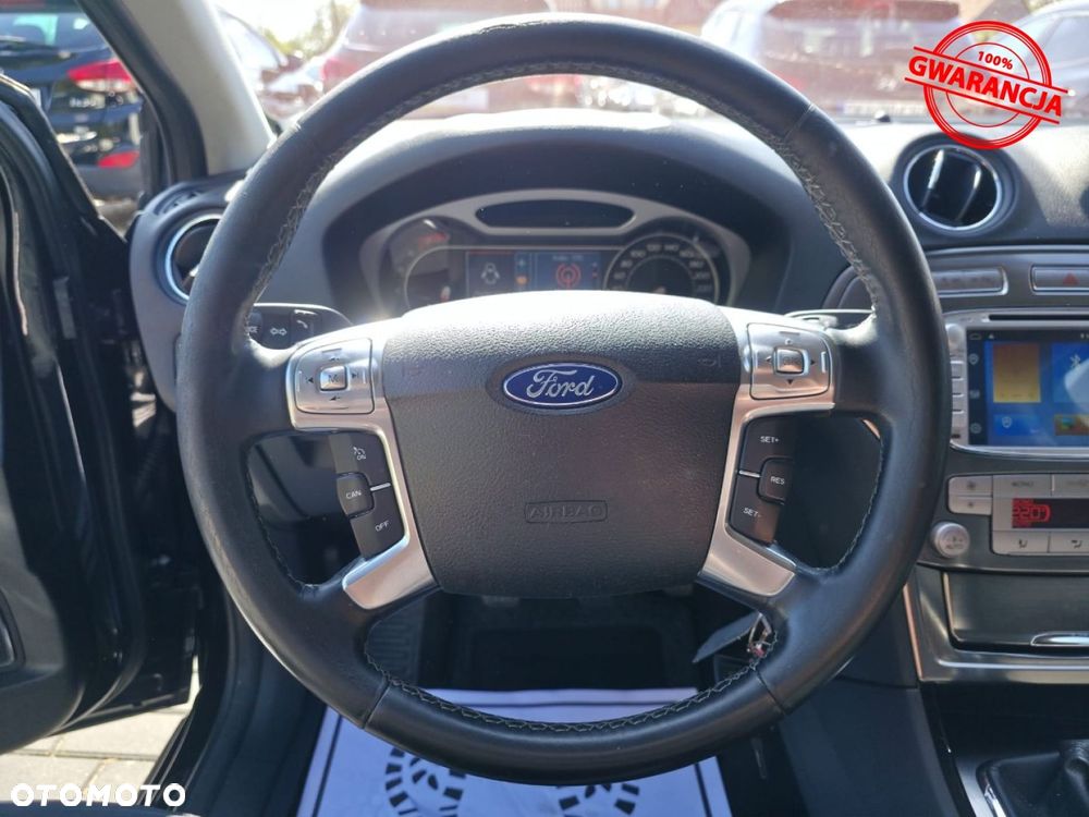 Ford Mondeo - 28