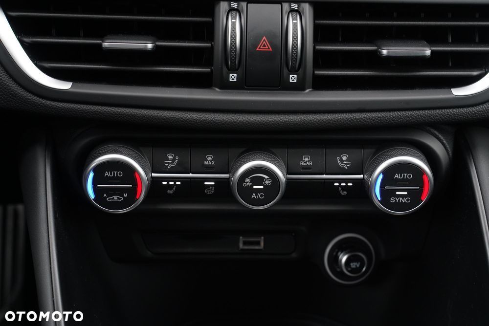 Alfa Romeo Giulia 2.0 Turbo Veloce Q4 - 8