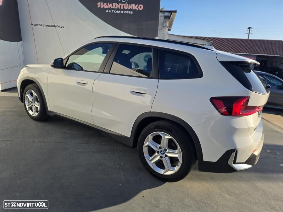 BMW iX1 xDrive30 - 9