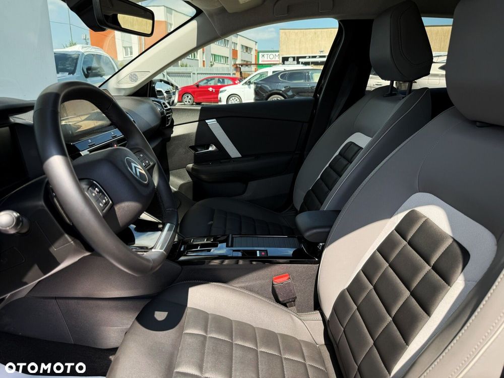 Citroën C4 1.2 mHEV Max eDCT6 - 12