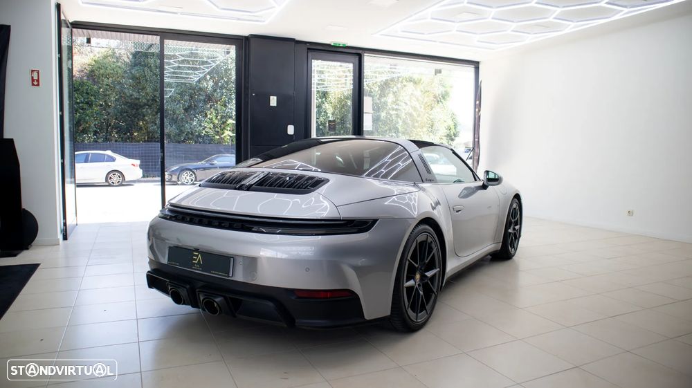 Porsche 911 (992) Targa 4 GTS - 4
