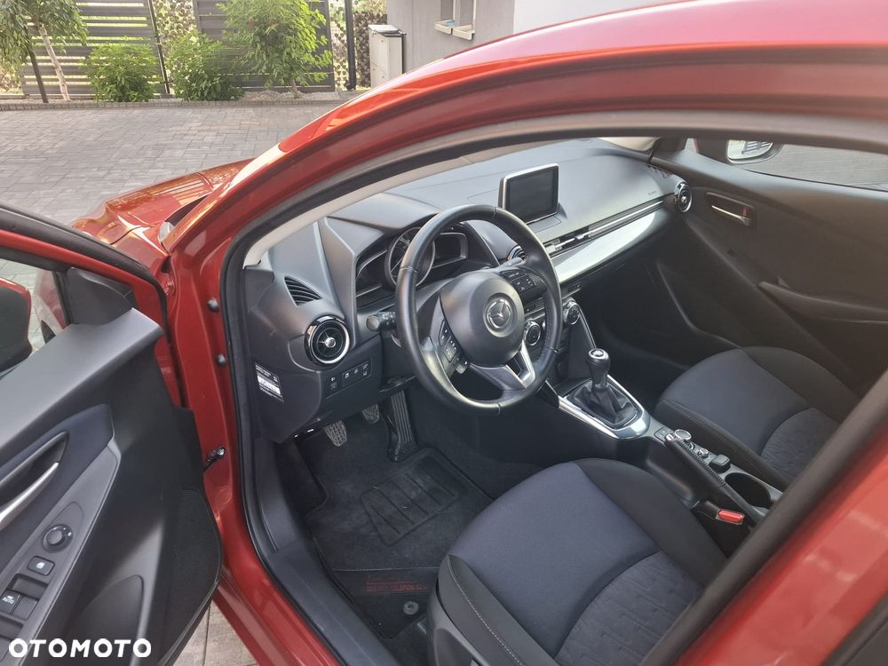 Mazda 2 - 17