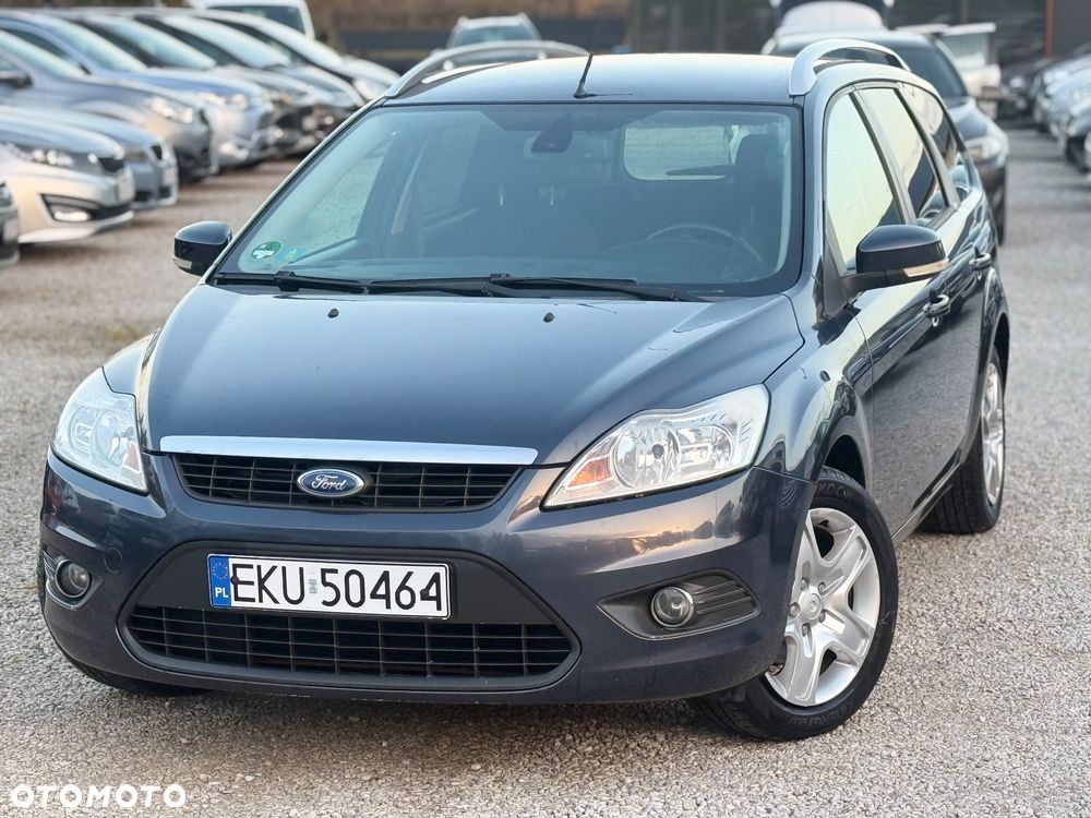 Ford Focus 1.6 16V Ambiente - 2