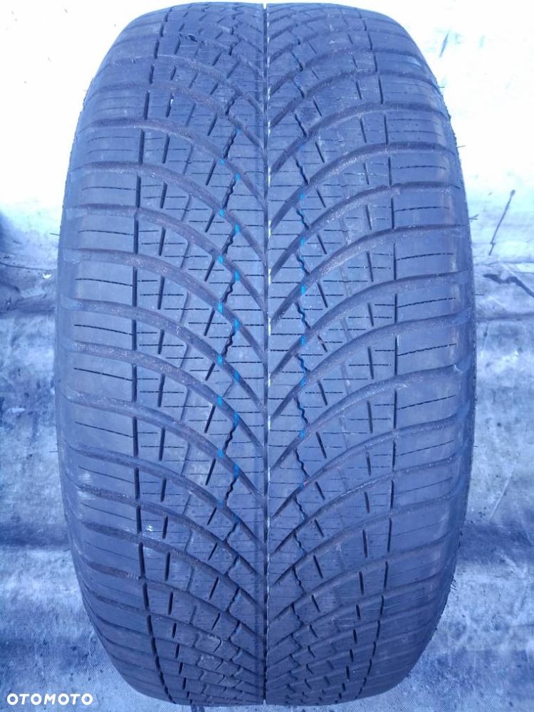 Goodyear Vector 4season GEN-3 255/45 R19 104W 2025 - 1