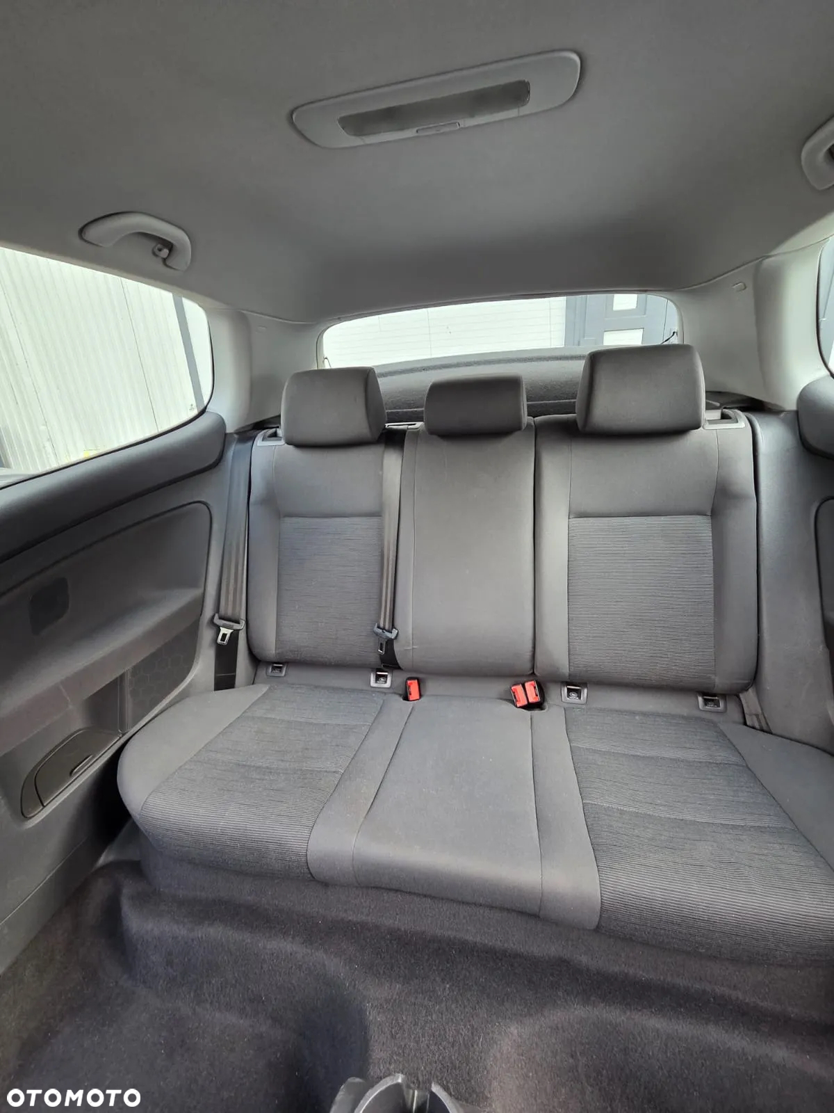 Volkswagen Golf - 11