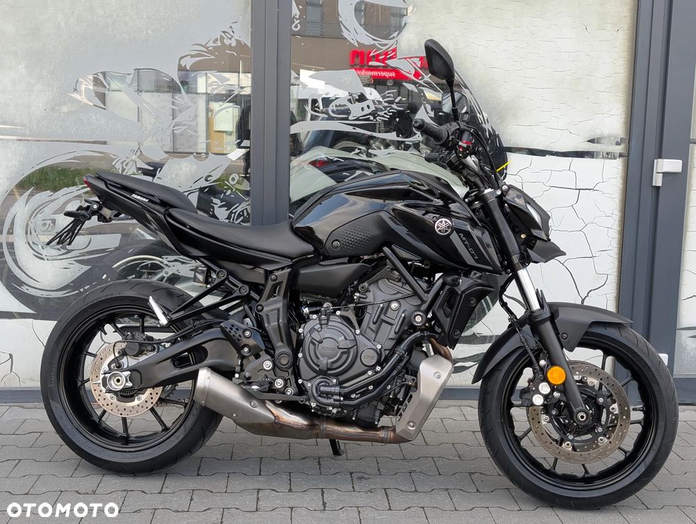 Yamaha MT - 13