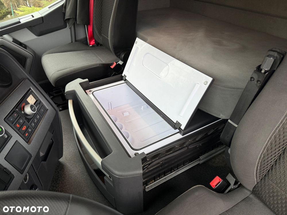 Renault T480 *SLEPPER CAB* KLIMA POSTOJOWA* LODOWKA* 315/70* 2 BAKI* Z Francji - 17