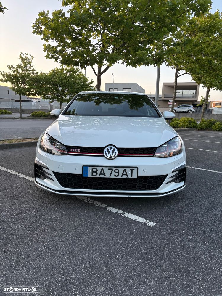 VW Golf GTI 2.0 TSI OPF DSG Performance - 4