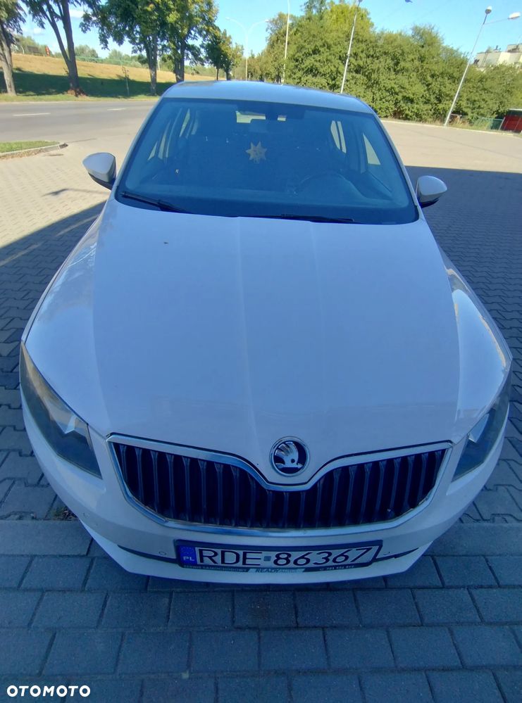 Skoda Octavia 2.0 TDI Style DSG - 4