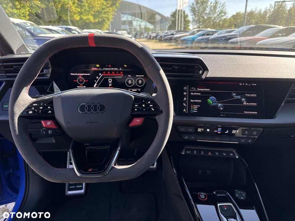 Audi RS3 Limousine - 13