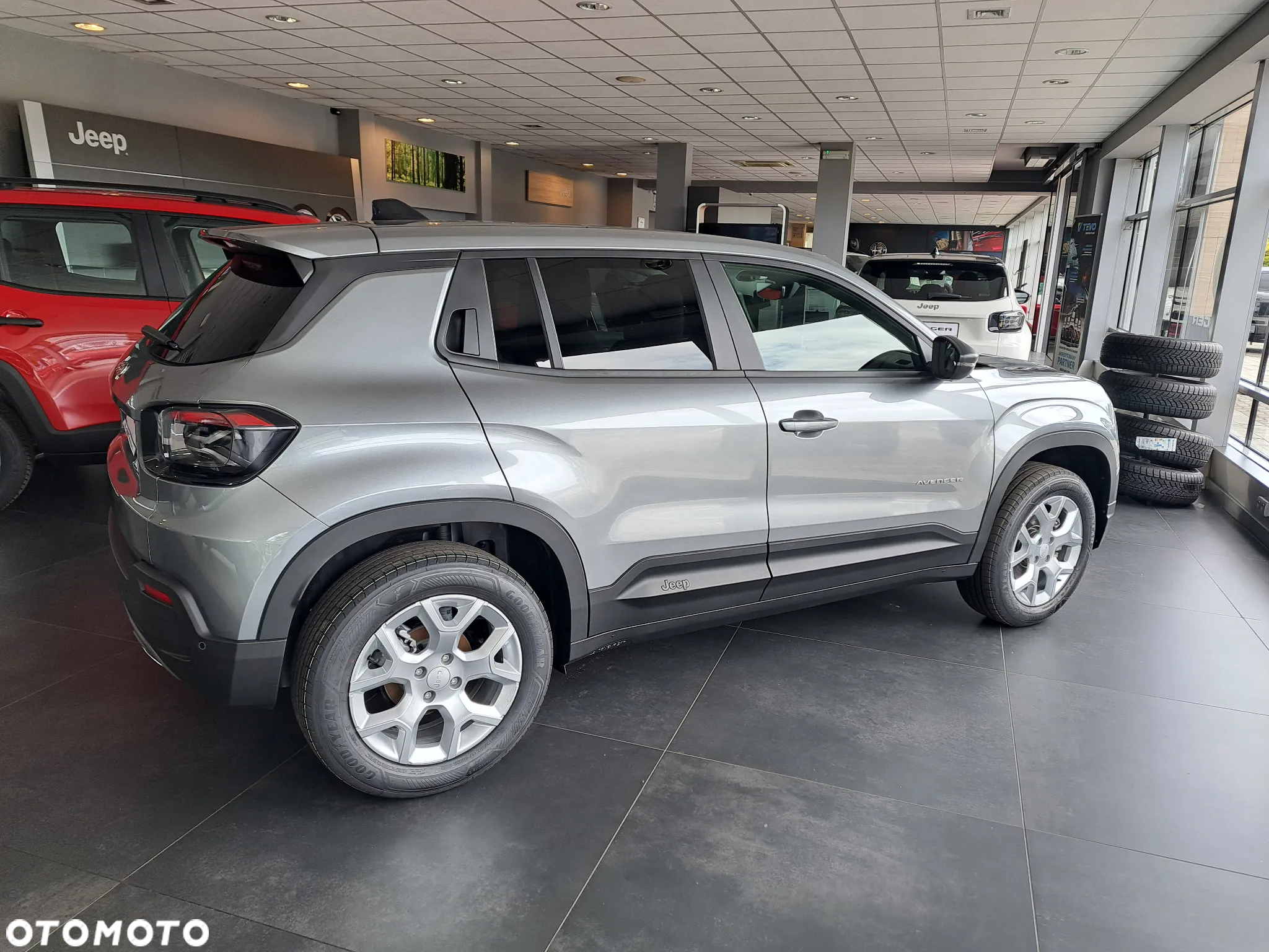 Jeep Avenger 1.2 T3 mHEV Longitude FWD eDCT6 - 3