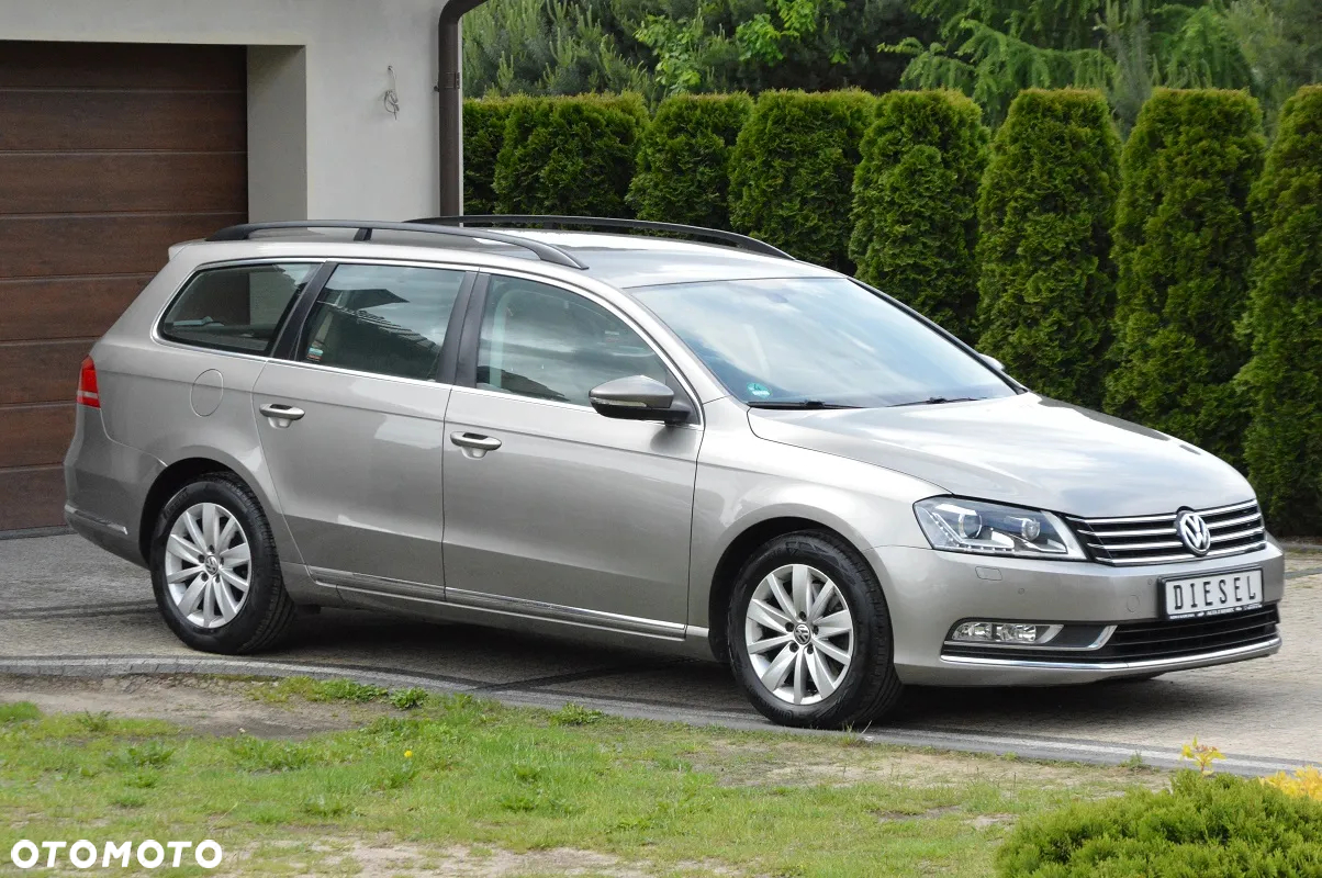 Volkswagen Passat 2.0 TDI Comfortline DSG - 3