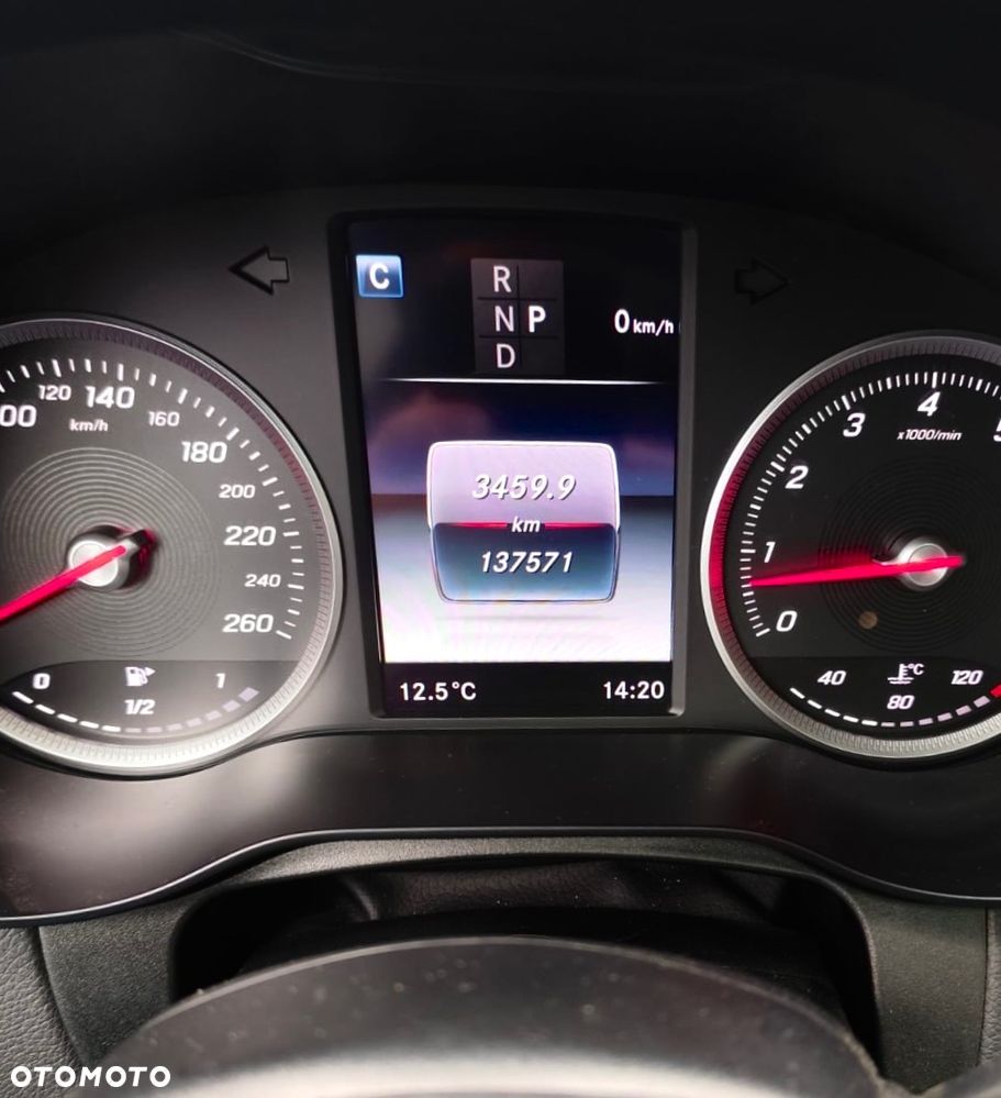 Mercedes-Benz GLC 300 4Matic 9G-TRONIC - 14
