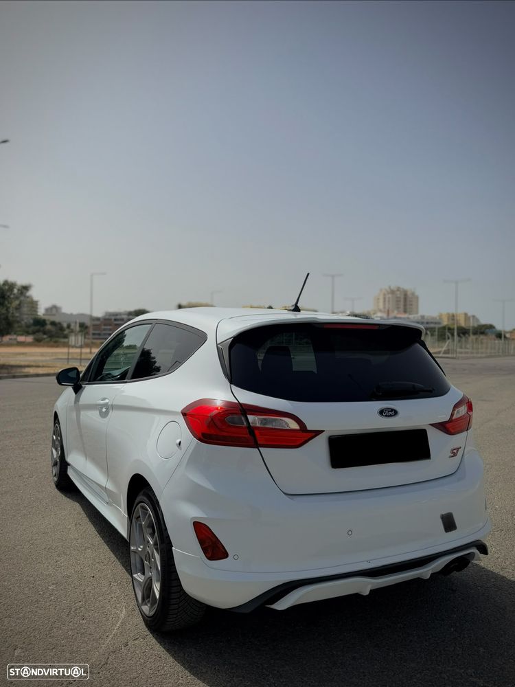 Ford Fiesta 1.5 EcoBoost S&S ST X - 7