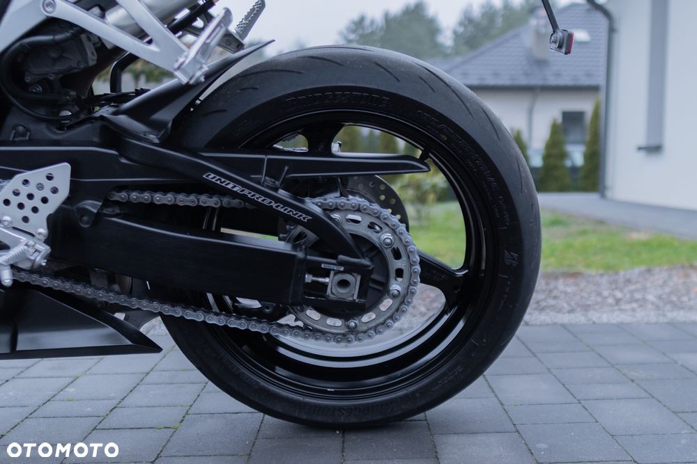 Honda CBR - 26