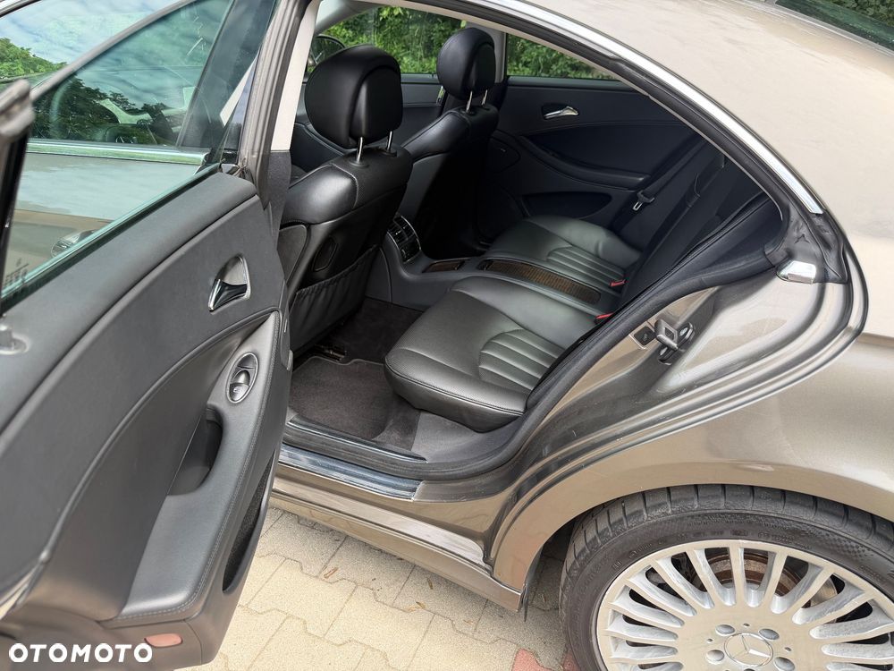 Mercedes-Benz CLS 500 7G-TRONIC - 19