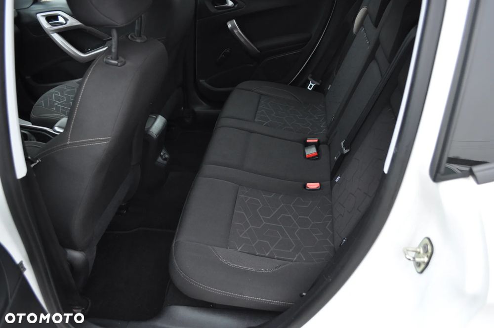 Peugeot 2008 82 VTI Active - 18