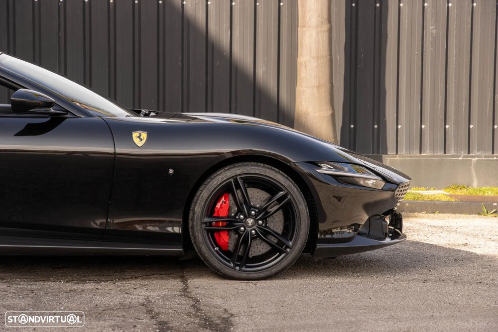 Ferrari Roma - 5
