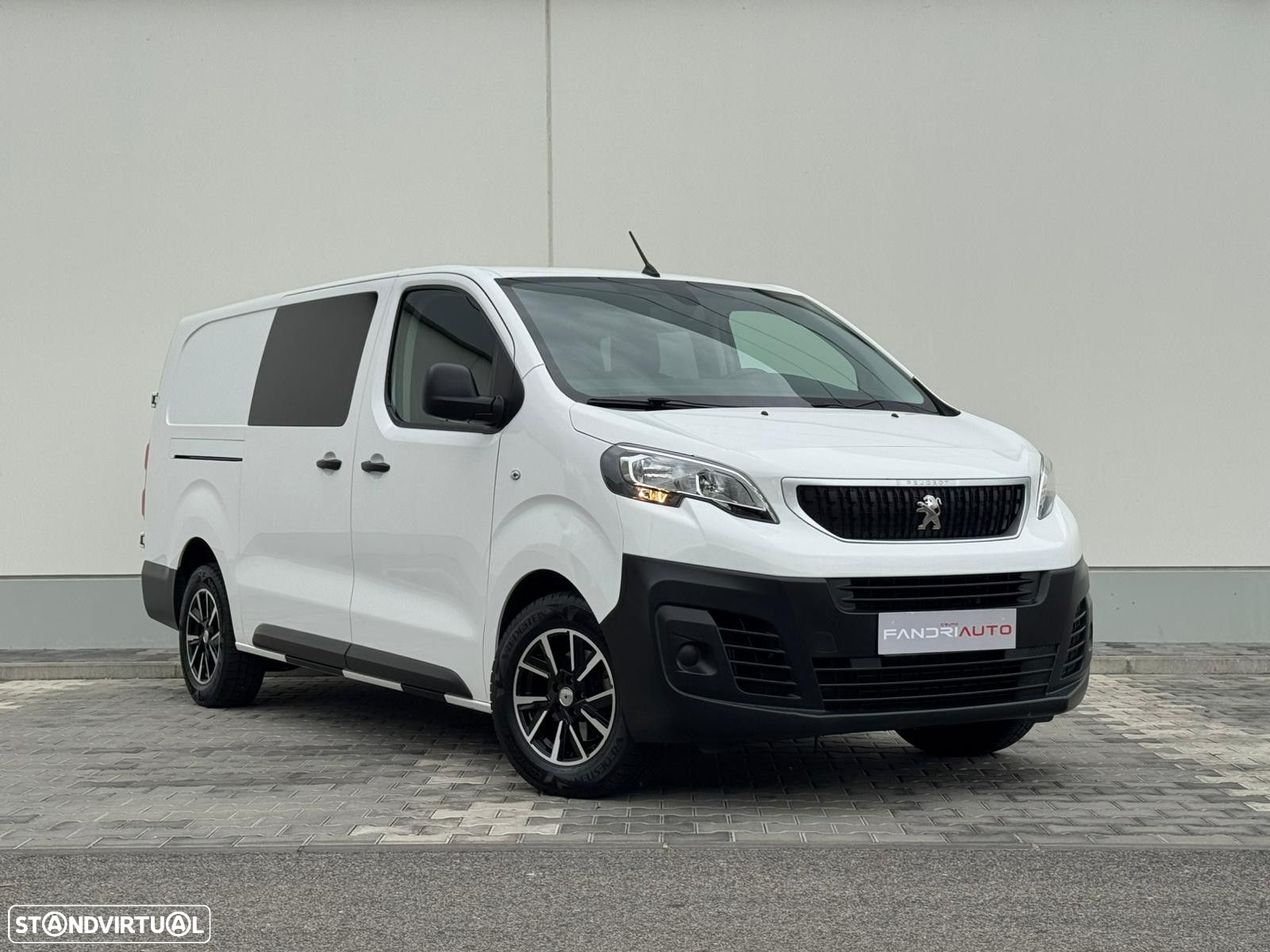 Peugeot Expert 2.0 BlueHDi L2H1 Semi-Vidrado - 3