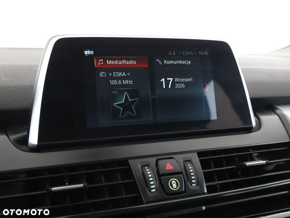 BMW Seria 2 218d xDrive - 24