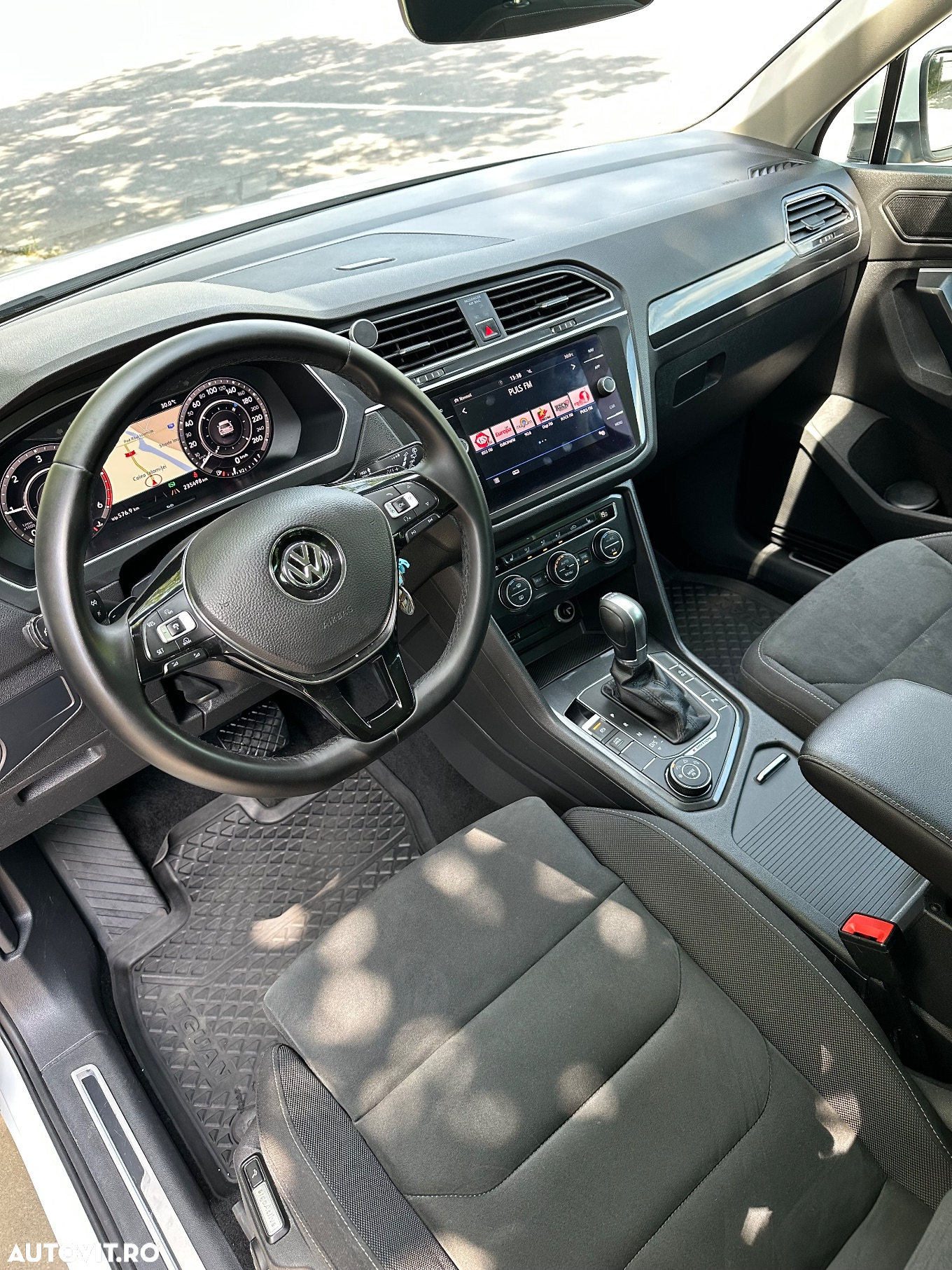 Volkswagen Tiguan 2.0 TDI 4Mot DSG Highline - 8