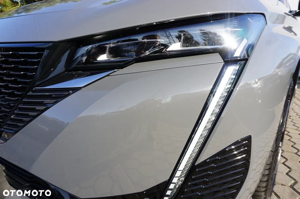Peugeot 308 1.2 PureTech GT S&S EAT8 - 10