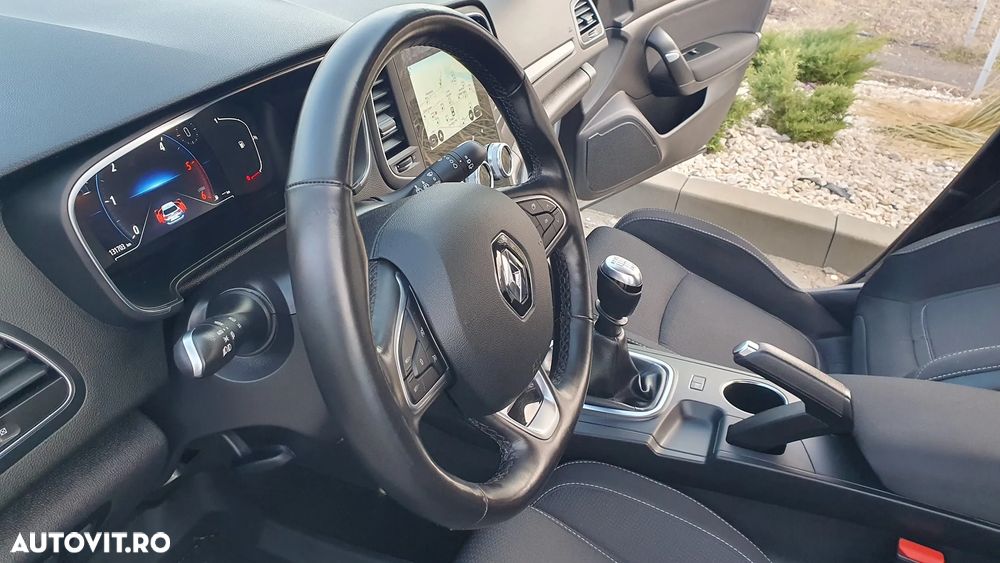 Renault Megane - 23