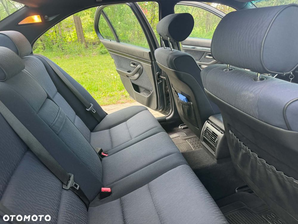 BMW Seria 5 - 17