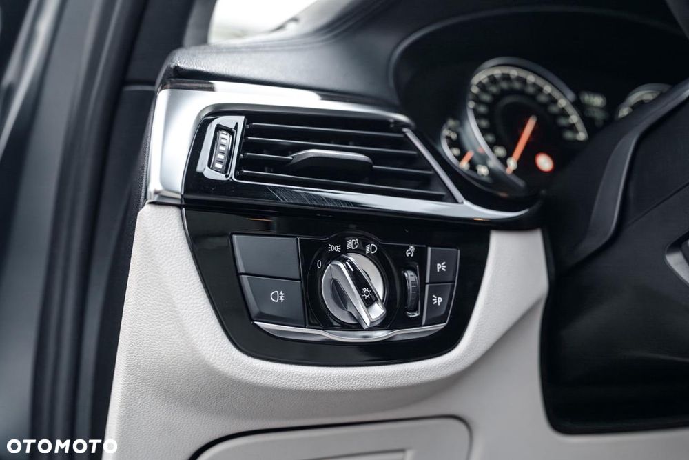 BMW Seria 5 - 15