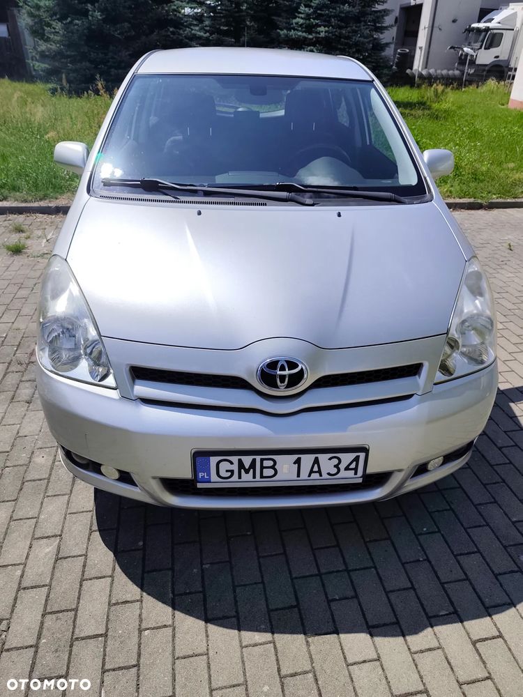 Toyota Corolla Verso 1.8 Sol + 7os - 3