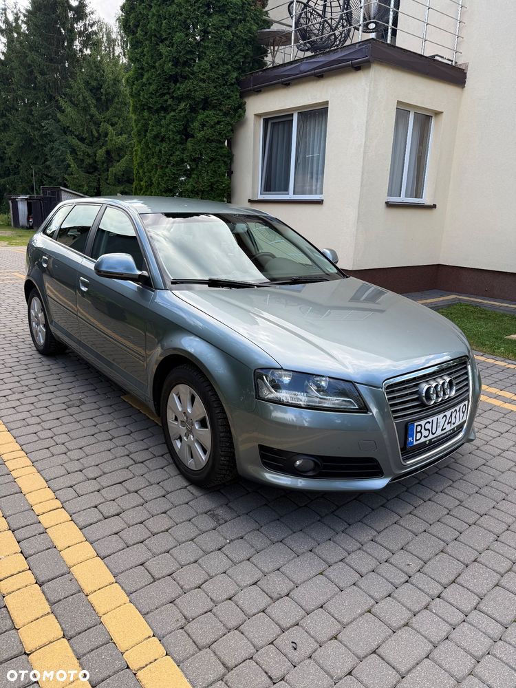 Audi A3 Sportback 1.4 TFSI Ambiente - 2