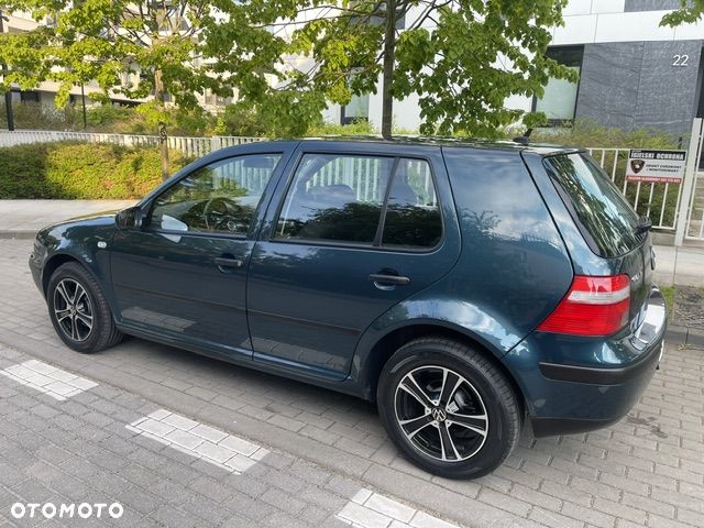 Volkswagen Golf - 13