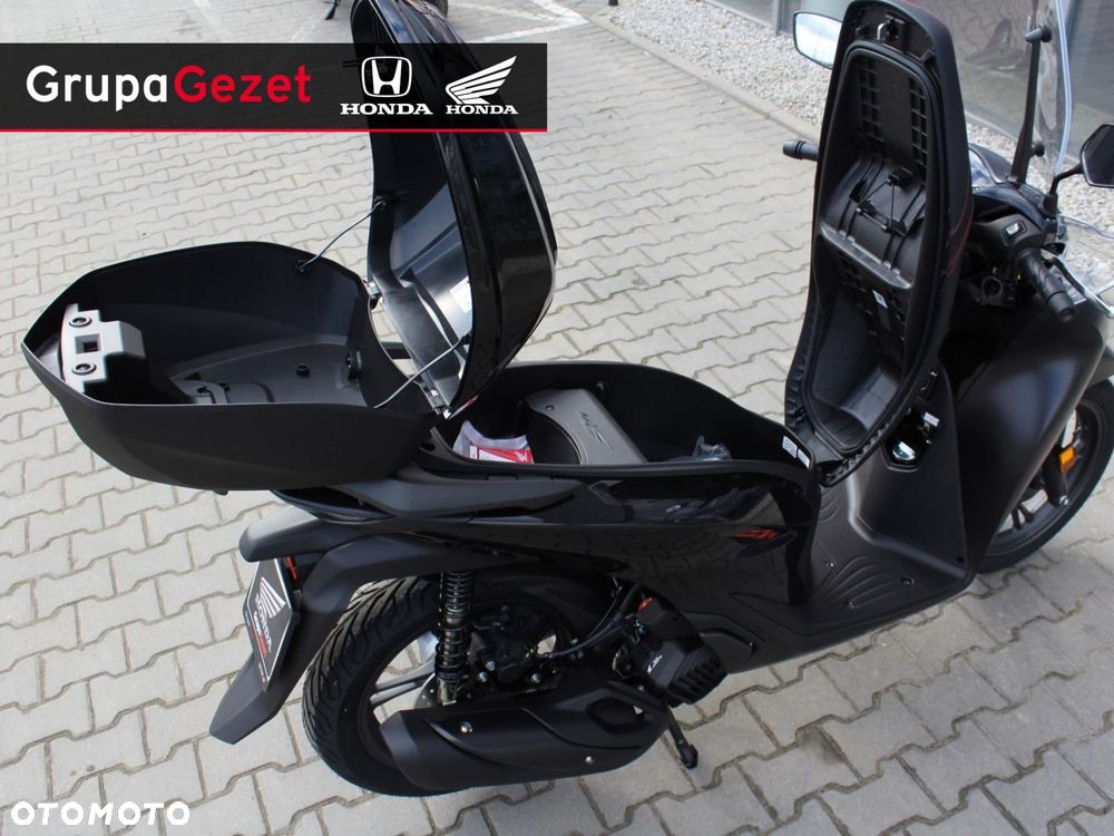 Honda SH - 12