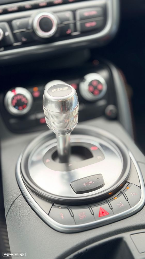 Audi R8 Coupé 4.2 FSI quattro R tronic - 9