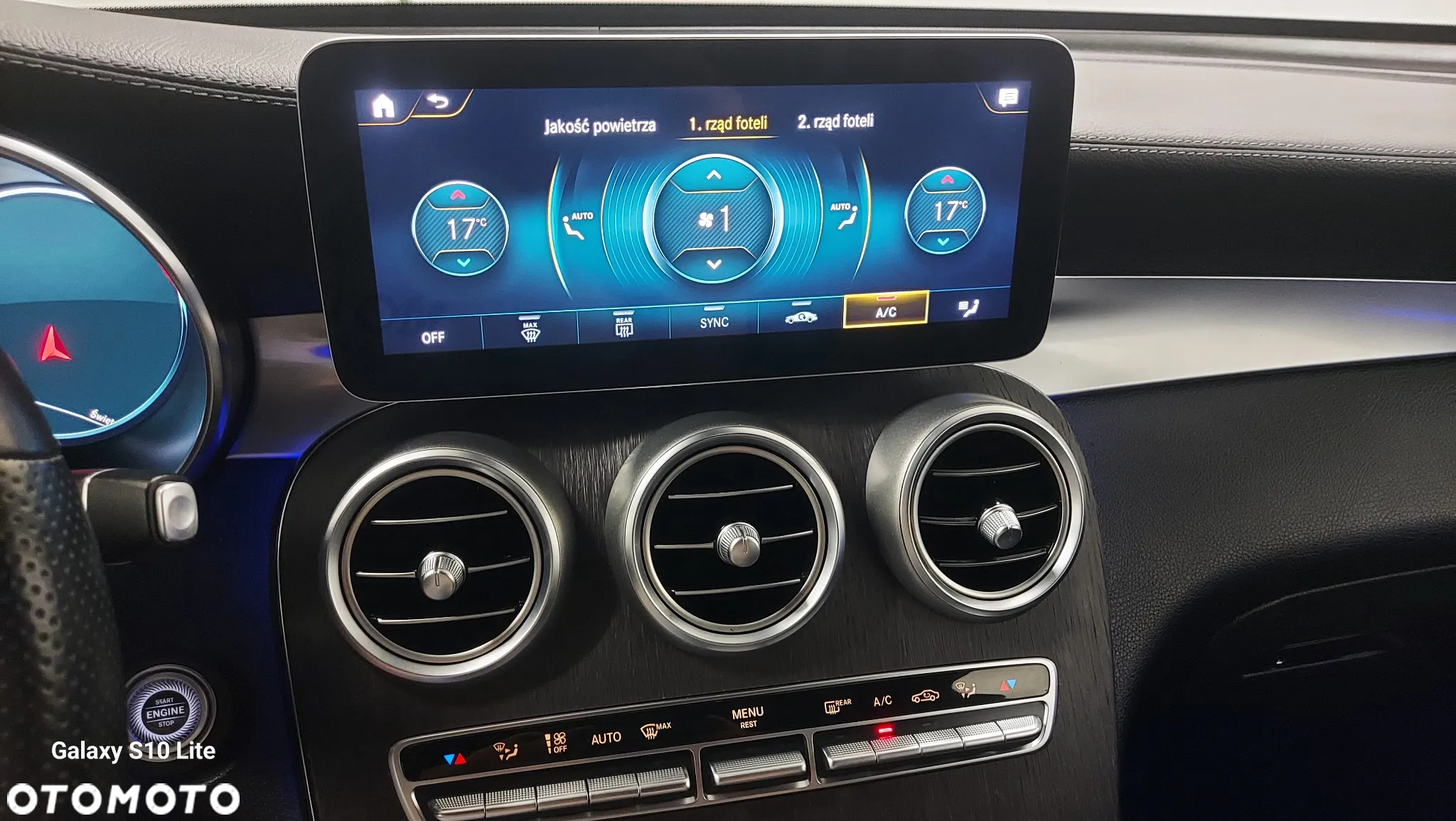 Mercedes-Benz GLC 220 d 4Matic 9G-TRONIC AMG Line Plus - 23