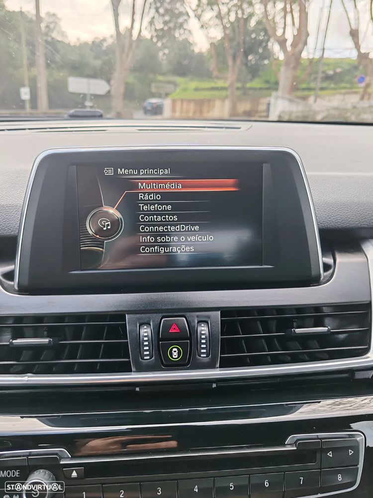 BMW 216 Active Tourer d Line Sport - 17