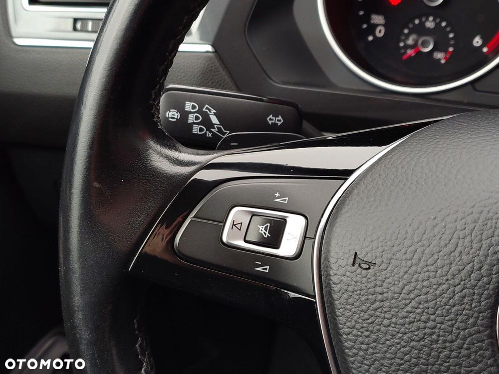 Volkswagen Tiguan Allspace 2.0 TDI SCR Comfortline DSG - 14