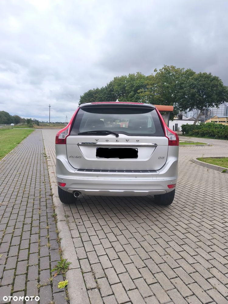 Volvo XC 60 D3 R-Design - 2