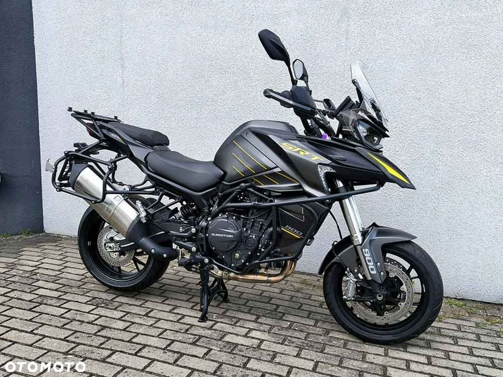 QJMOTOR SRT900S - 16