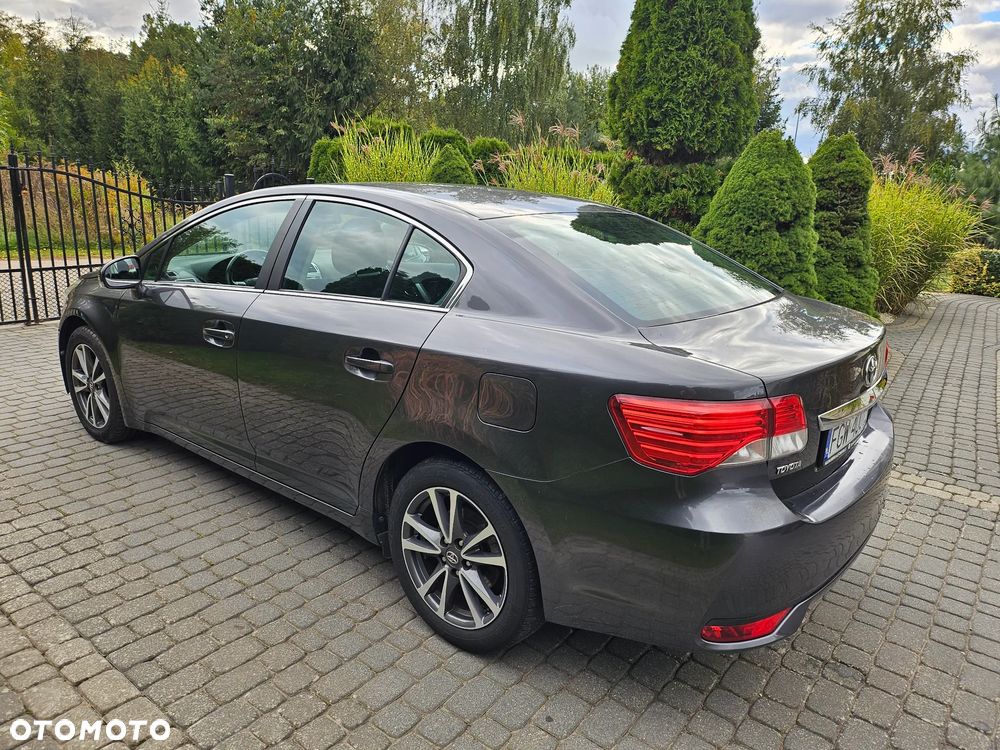 Toyota Avensis 1.6 Life - 22