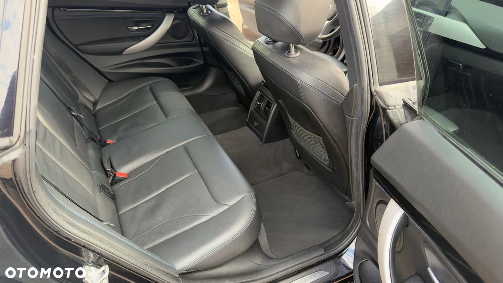 BMW 3GT 320d xDrive M Sport - 27