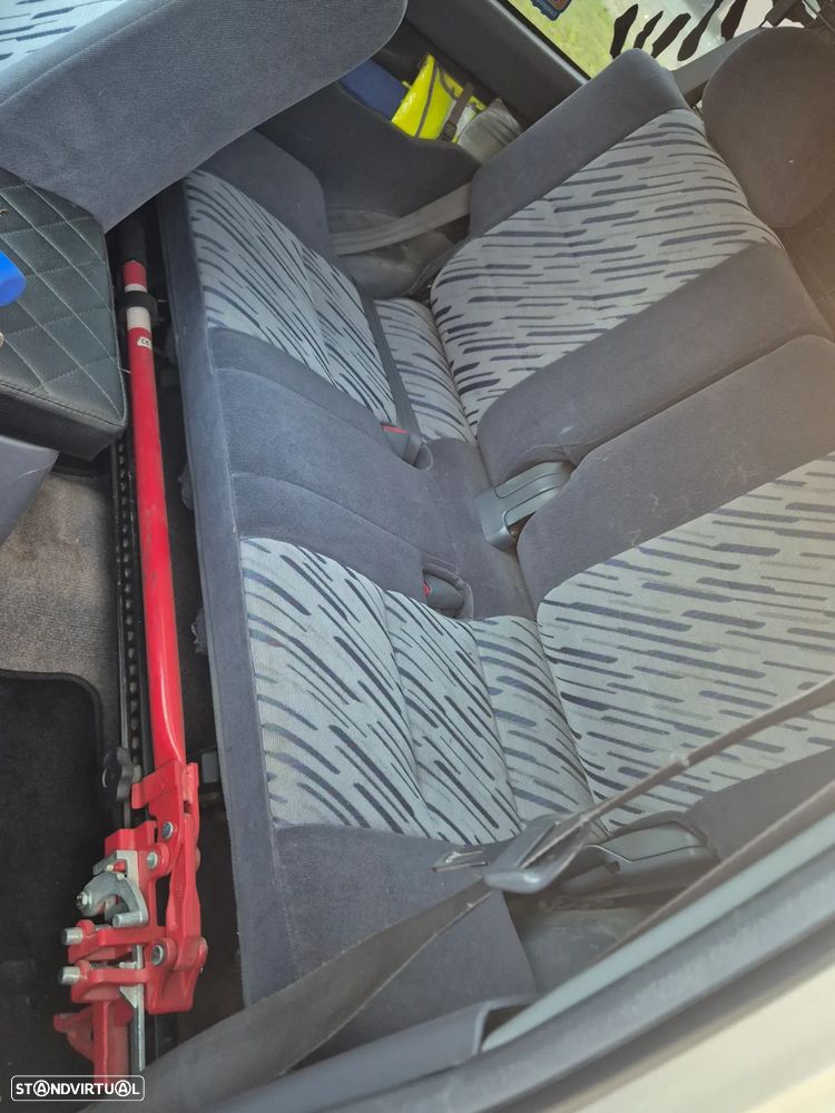 Toyota Land Cruiser 3.0 TD ABS+TA - 11