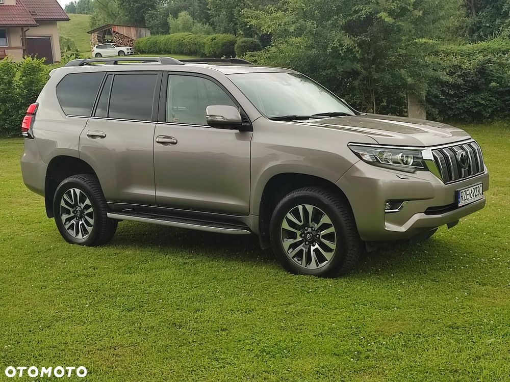 Toyota Land Cruiser LC 2.8 D-4D Prestige - 2