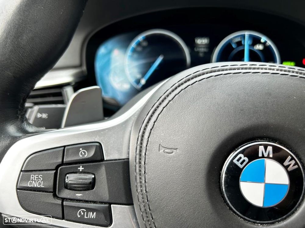 BMW 520 d Pack M Auto - 25