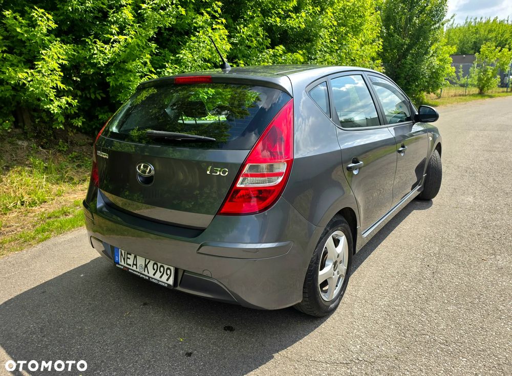 Hyundai i30 1.4 Blue Classic - 3