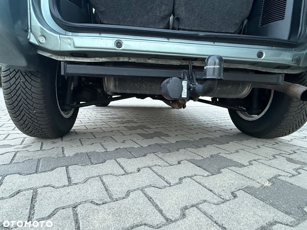 Toyota RAV4 - 23