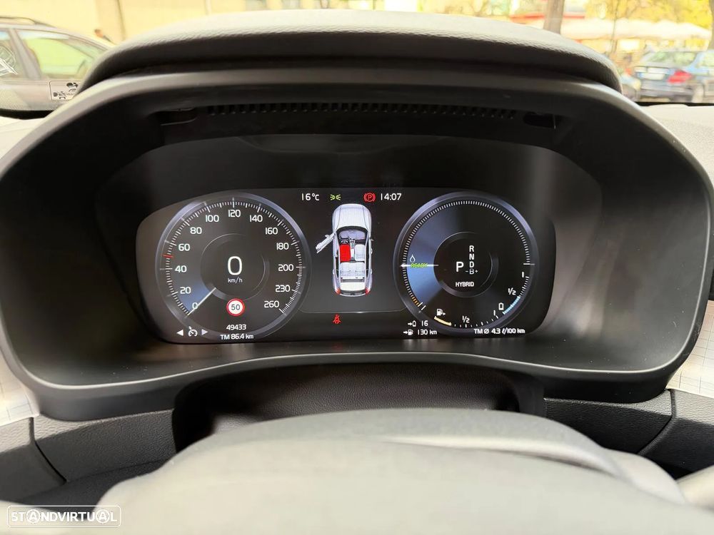 Volvo XC 40 T5 Recharge DKG Essential - 25