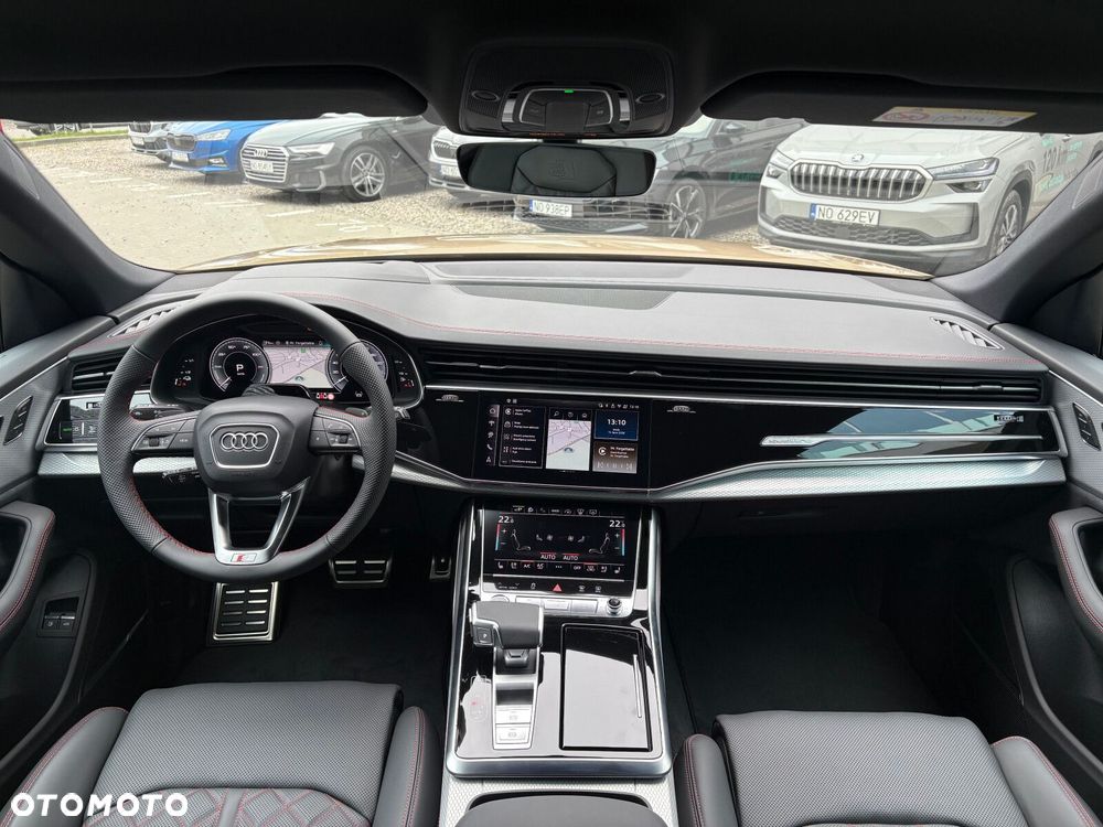 Audi Q8 - 11