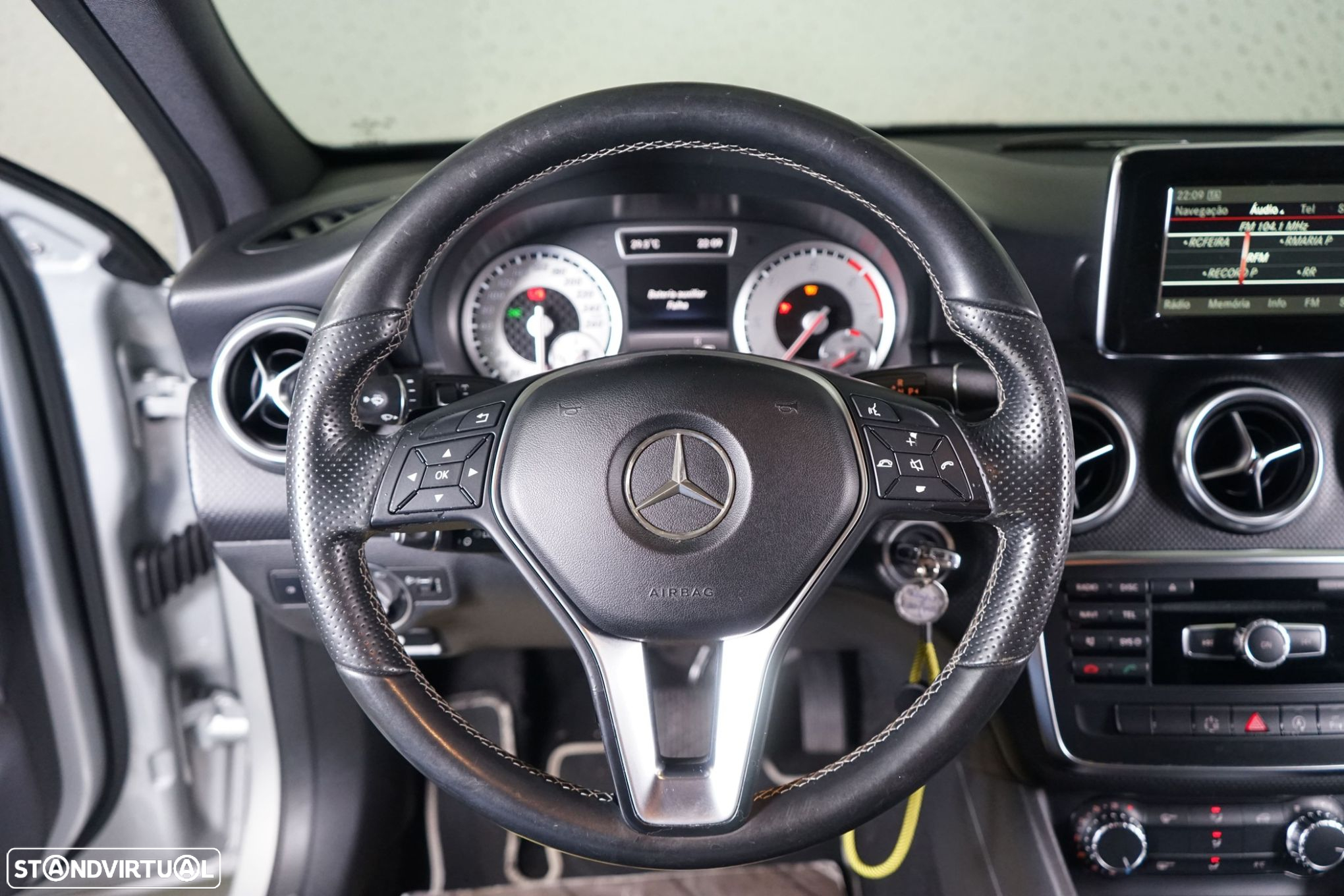 Mercedes-Benz A 180 CDi BlueEfficiency Aut. - 16